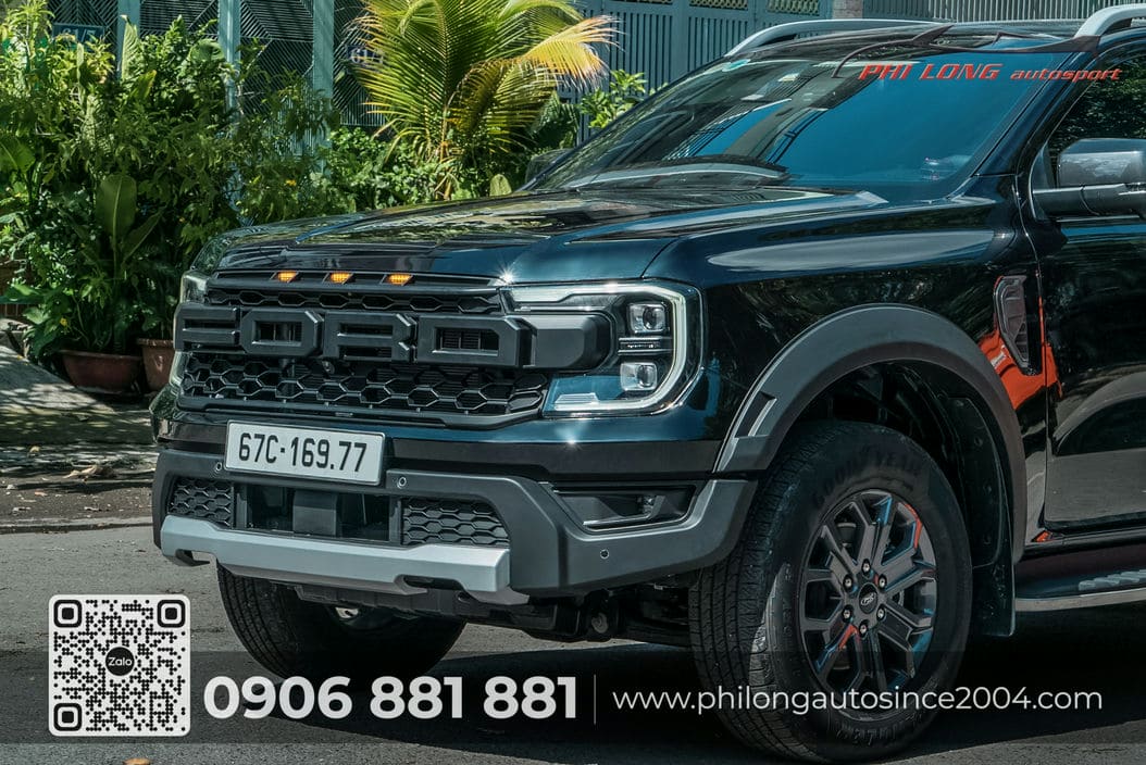 Ford Ranger gan mat calang 2 6 | Phi Long Auto